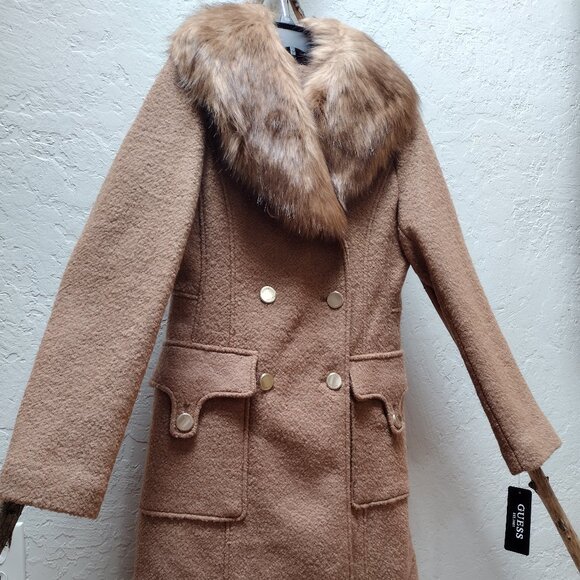 GUESS woman's double breasted coat with faux fur trim - Picture 6 of 7